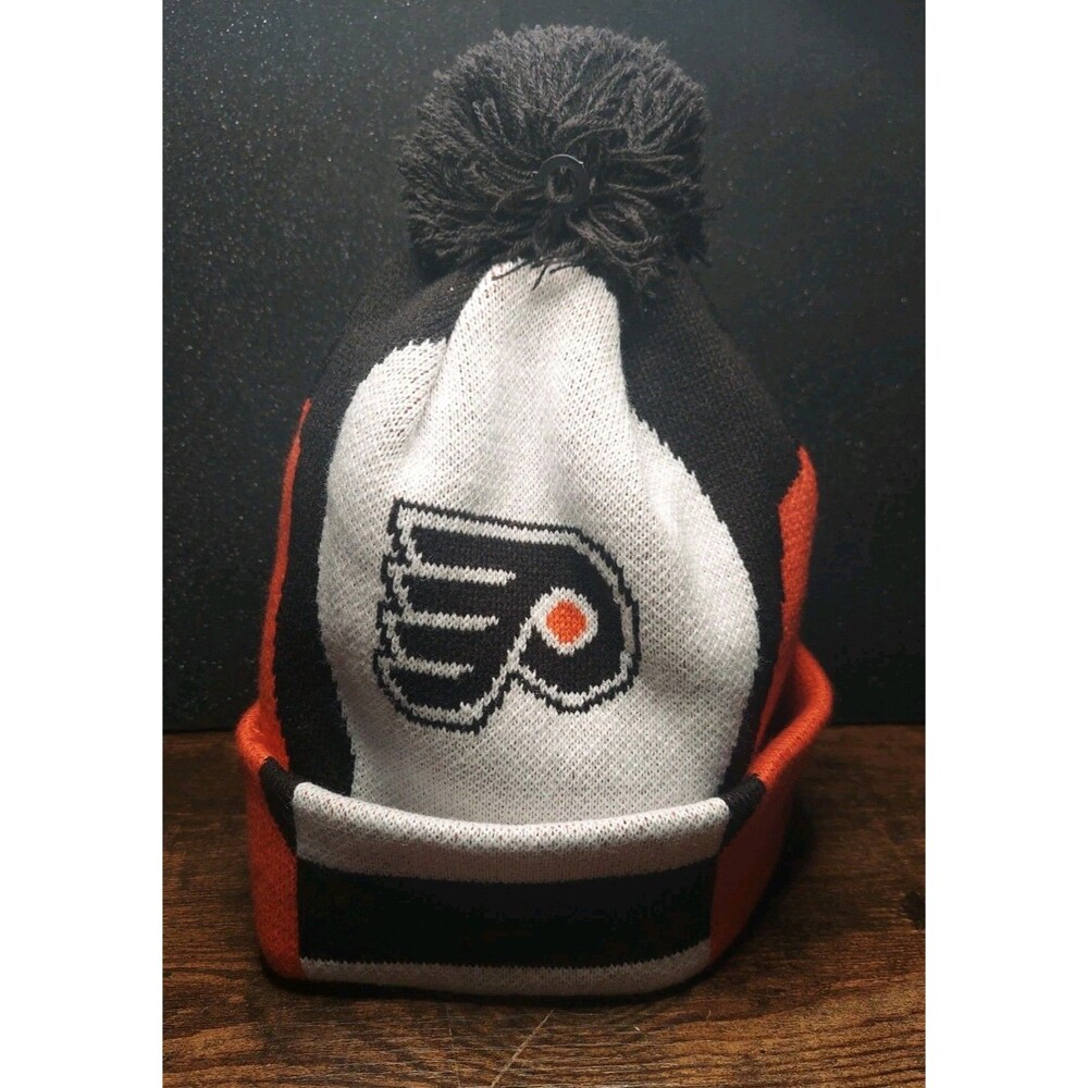 PHILADELPHIA FLYERS NHL NEW ERA BLACK KNIT BEANIE. NEW